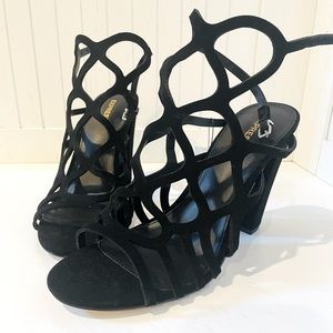 *NWT* Express - Black Cage Chunky Heel - Size 9